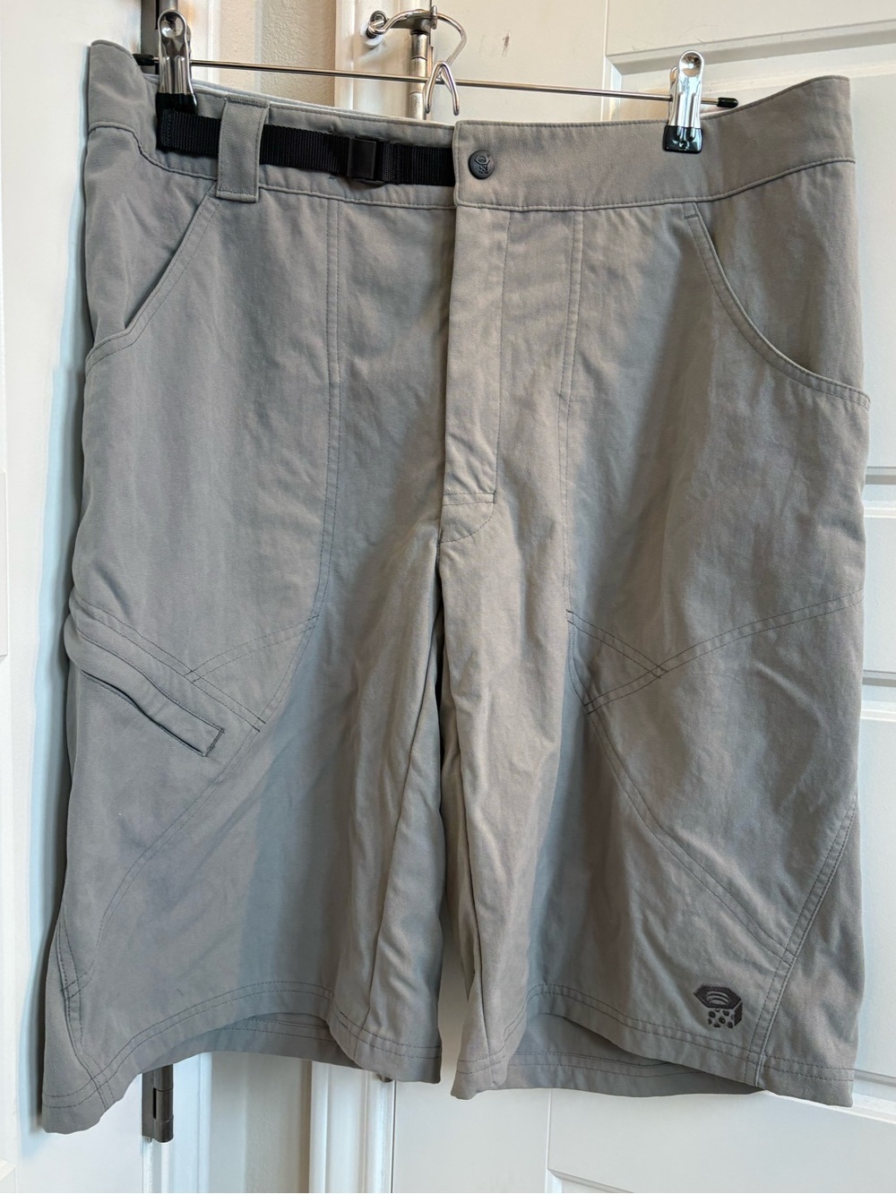 Mountain Hardware Belted Hiking Shorts Size Large
